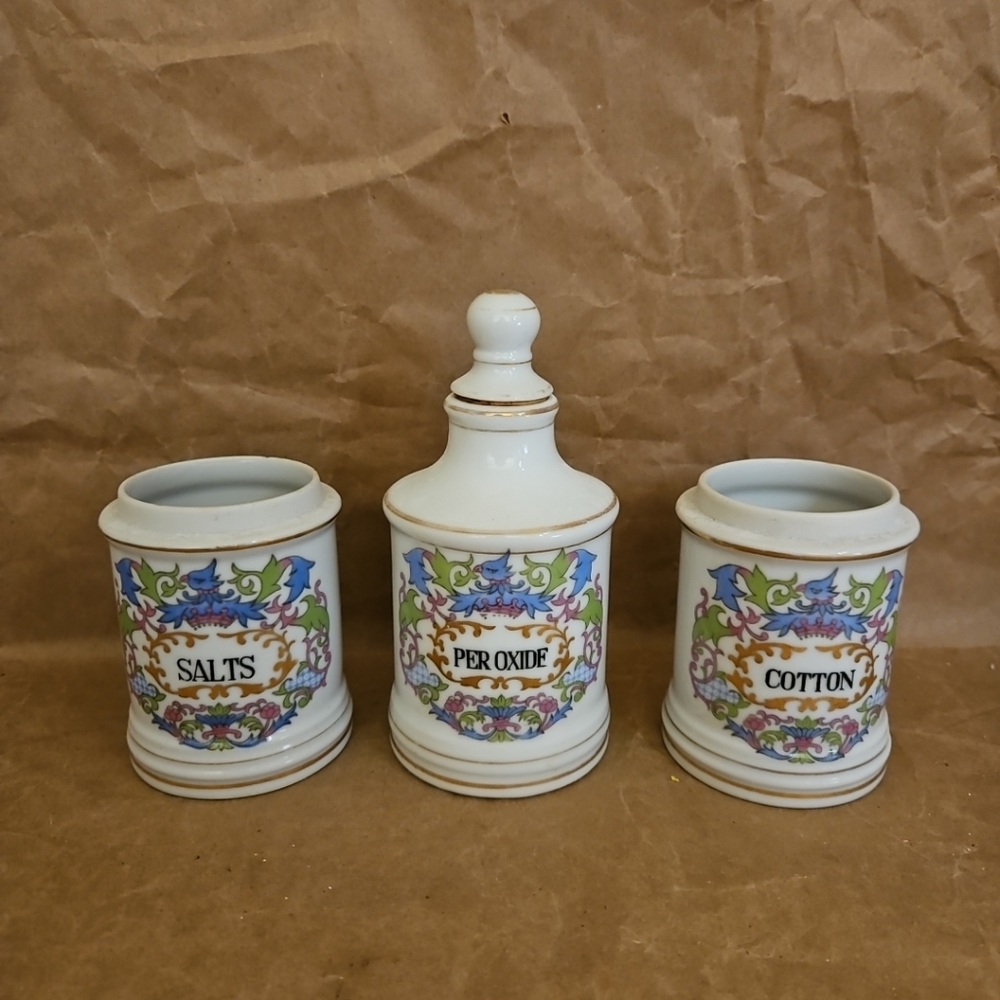 Vintage Apothecary Jars Peroxide Salts Cotton Bathroom Vanity Gold Trim